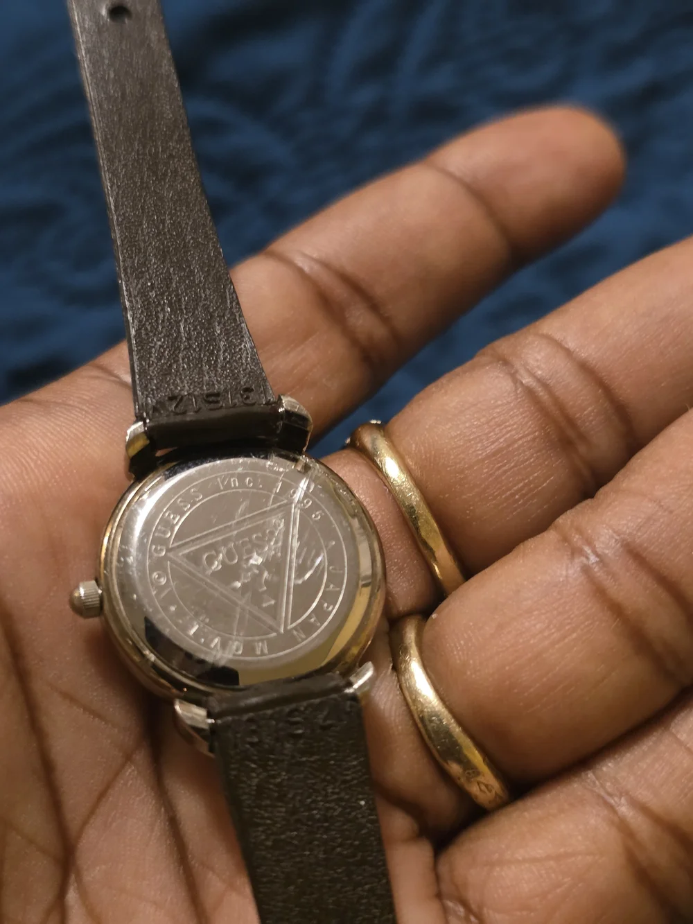Guess Women's Brown Leather Strap Watch - Brown Small Wrist Need Battery